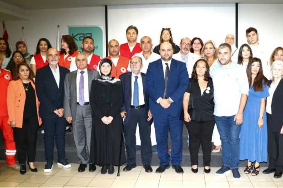 ناصر الدين يطلق 