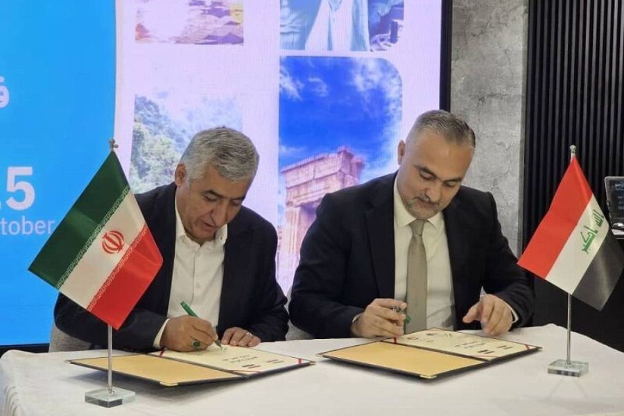 إيران والعراق يوقّعان مذكّرة تفاهم سياحية لتبادل 10 ملايين سائح سنويًّا