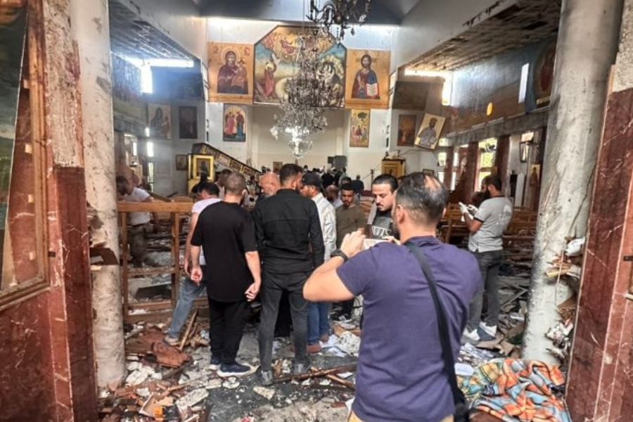 عشرات الضحايا في هجوم إرهابي داخل كنسية في دمشق