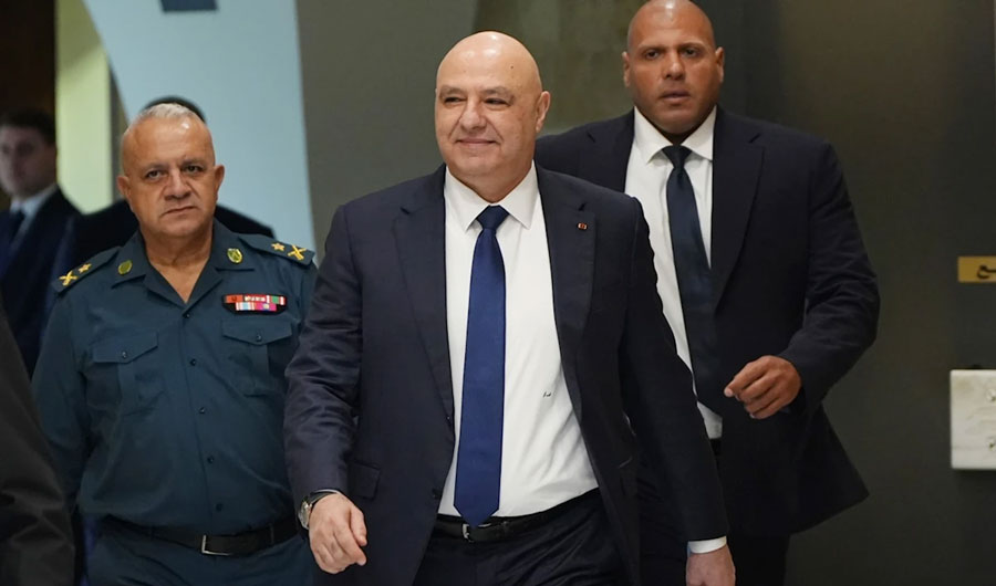 عون لا يرضخ لمعراب: