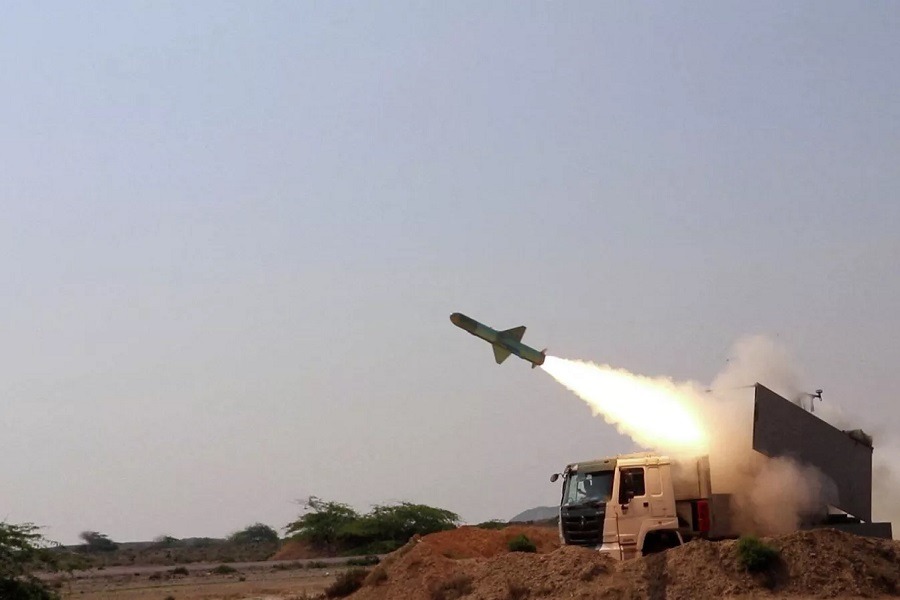 الجيش الايراني يستهدف قاعدتي 