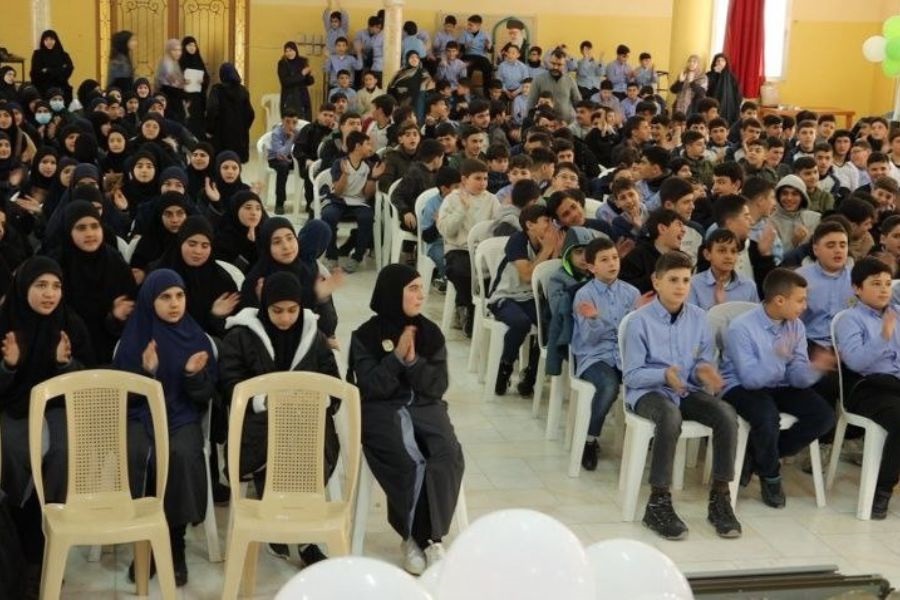 مدرسة المهدي في مشغرة تُحيي ولادة الإمام المهدي (عج) 