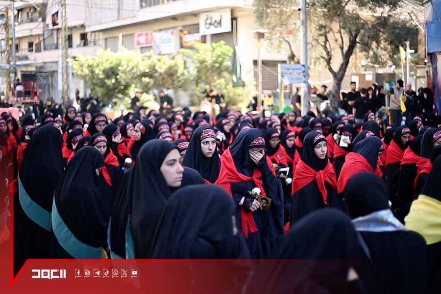 مشاركة حاشدة للنساء في مسيرة العاشر والعنوان النصرة والفداء لسيد الشهداء