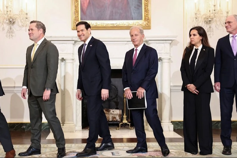 مفاوضات واشنطن في الدستور: لا شرعية لما يُوقَّع.. ولا لمن يوقِّع