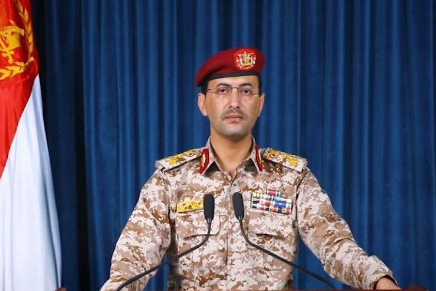 اليمن| القوات المسلحة استهدفتْ مطارَ اللُّدِ في منطقةِ يافا المحتلةِ بصاروخٍ باليستيٍّ فرط صوتي نوع فلسطين2