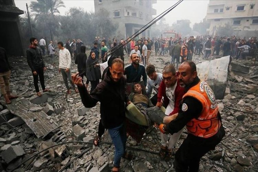 العدوان على غزة..  استشهاد 92 فلسطينيًا بينهم 65 من منتظري المساعدات 