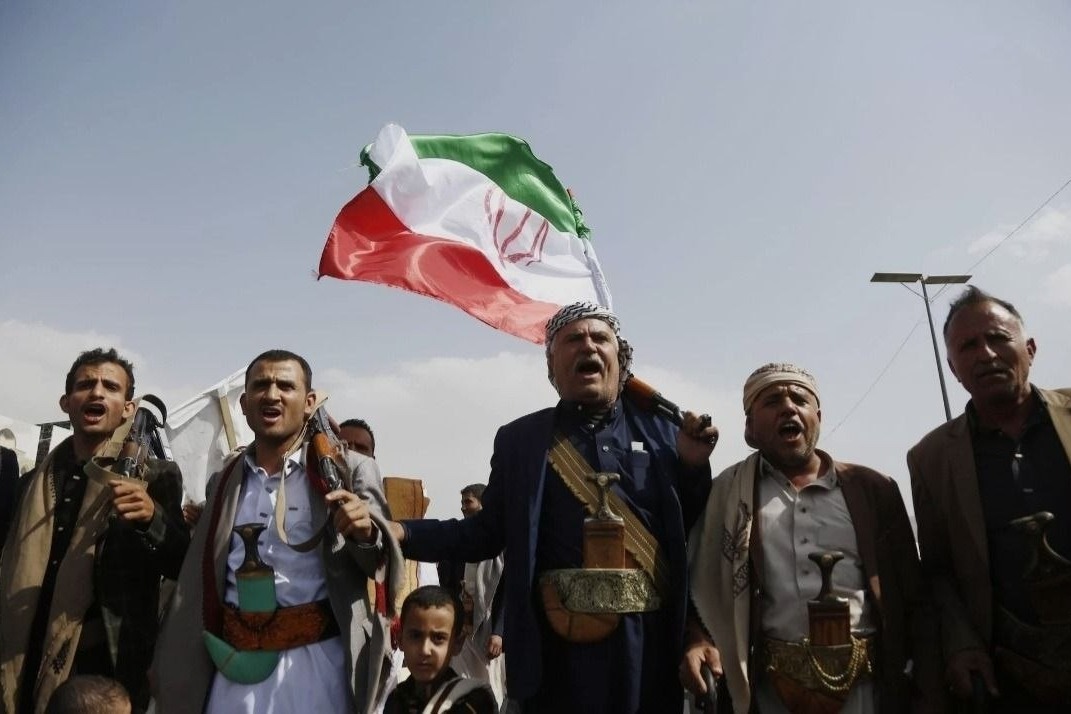 إيران تقود معركة الإسلام ضد الشر 