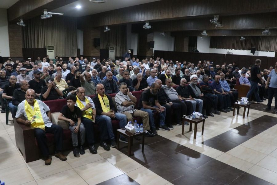 بالصور| احتفال تكريمي لثلة من الشهداء في مجمع الإمام الحسن العسكري (ع) 