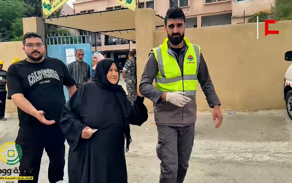 مقترعون من العين البقاعية: نجدد العهد لسيد العهد