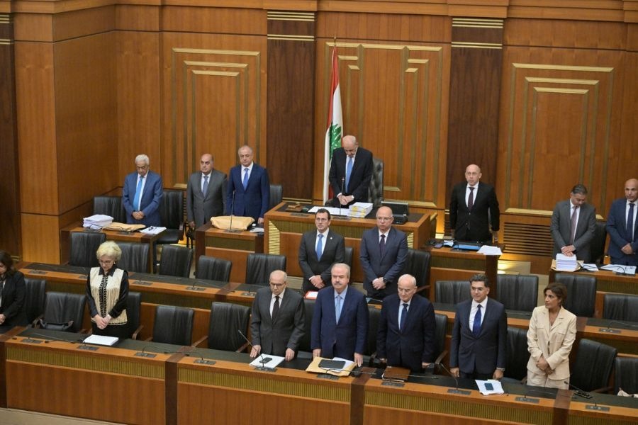 بدء الجلسة النيابية العامة وعلى جدول أعمالها 44 بندًا