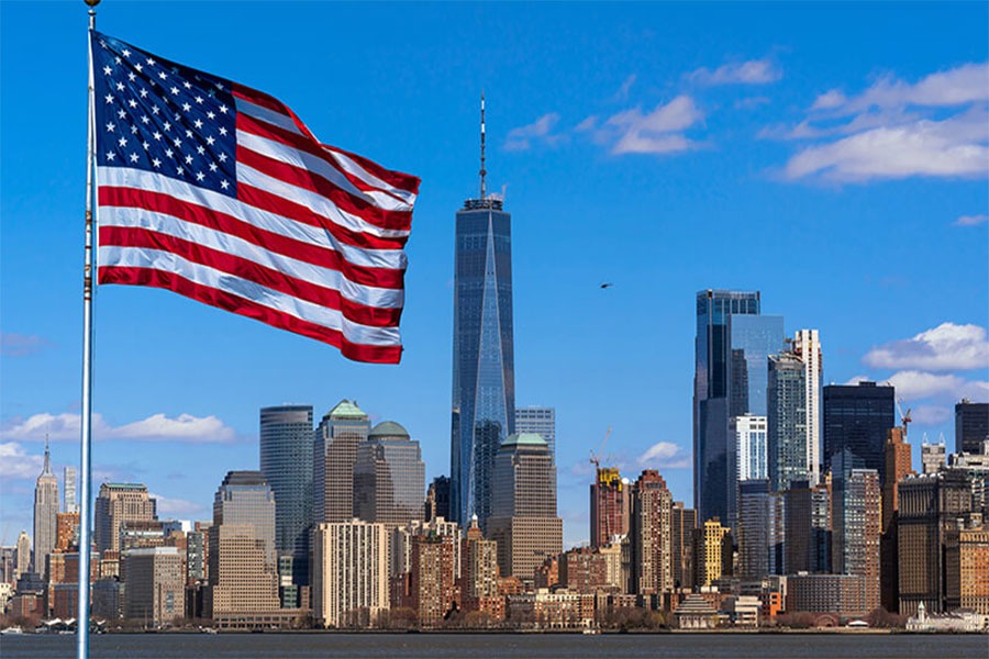  جمهورية الورق.. كيف عرّت حقبة ترامب العيوب القاتلة في الديمقراطية الأميركية؟