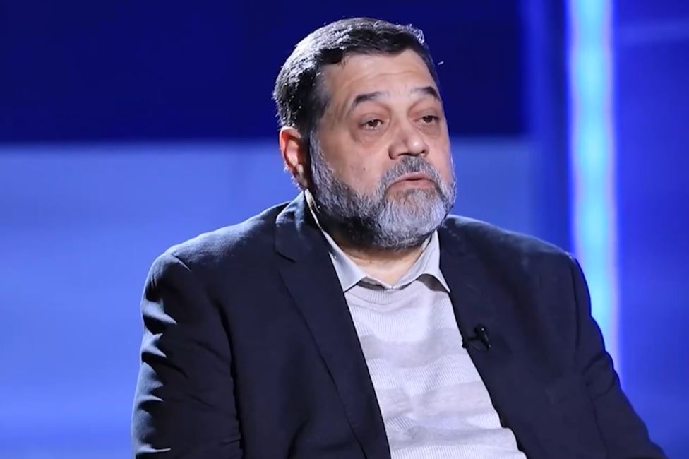 حمدان: نزع سلاح المقاومة مشروع يستهدف المنطقة.. ونرفض أي وصاية خارجية على غزّة