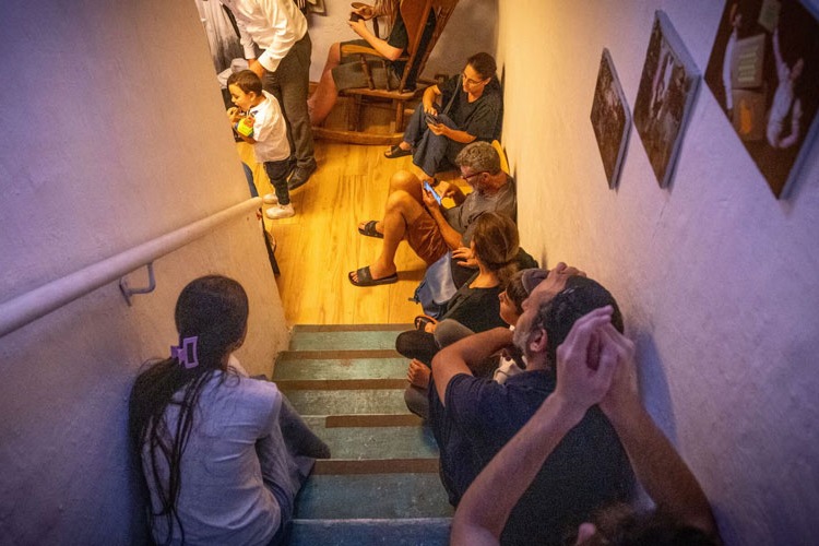 أزمة ثقة بالجيش 