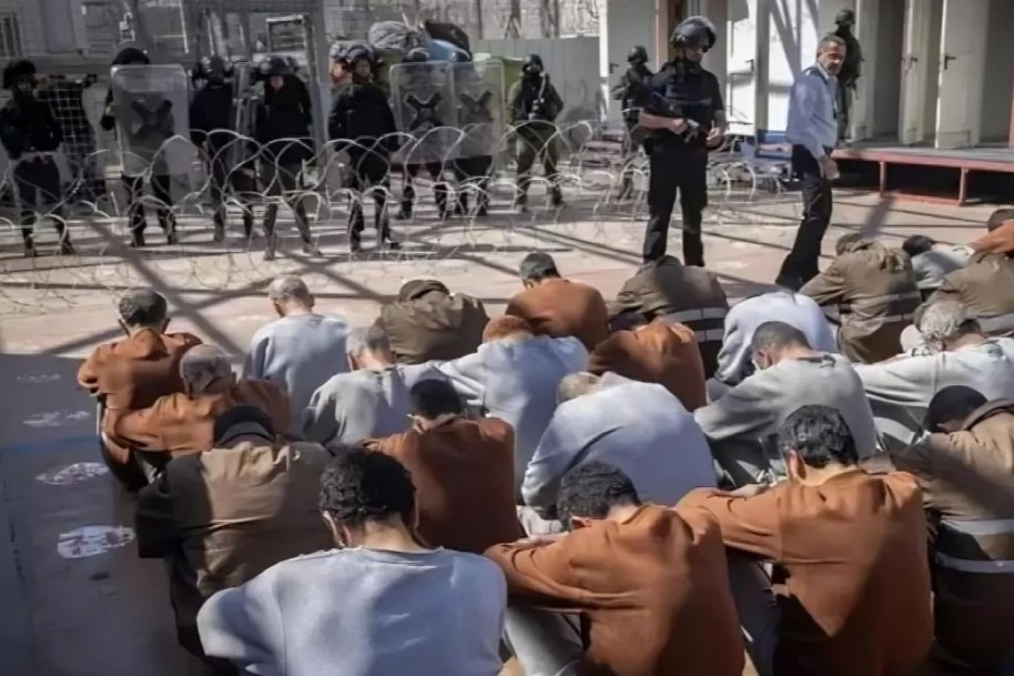 الأسير المُحرَّر خالد بركات يروي فصول التعذيب الشديد داخل سجون الاحتلال