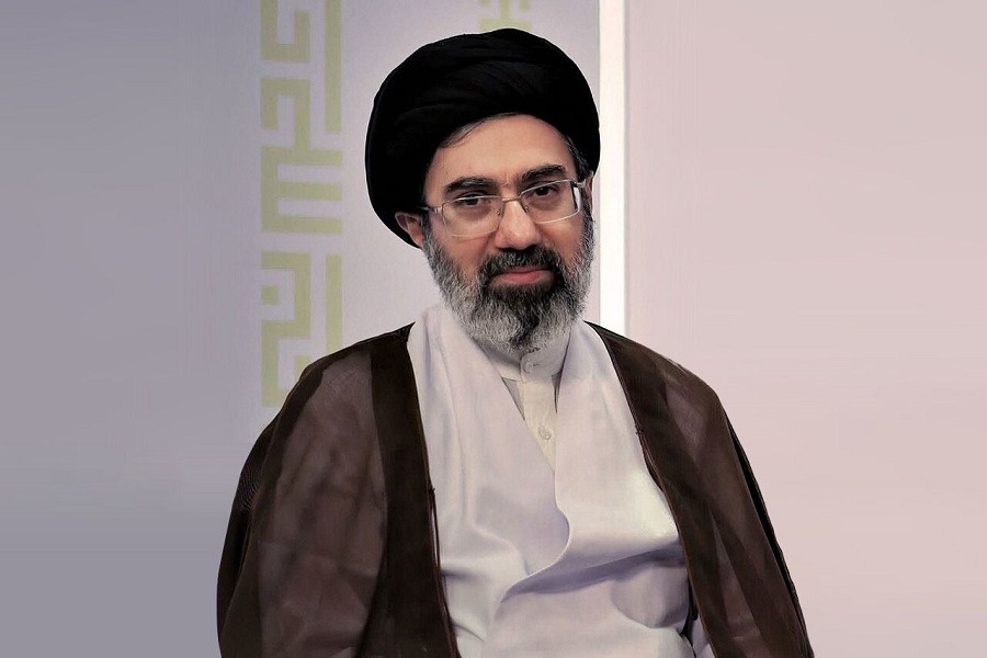 السيد الخامنئي يستقبل قاليباف: لتعزيز قوة إيران وتأكيد دور 