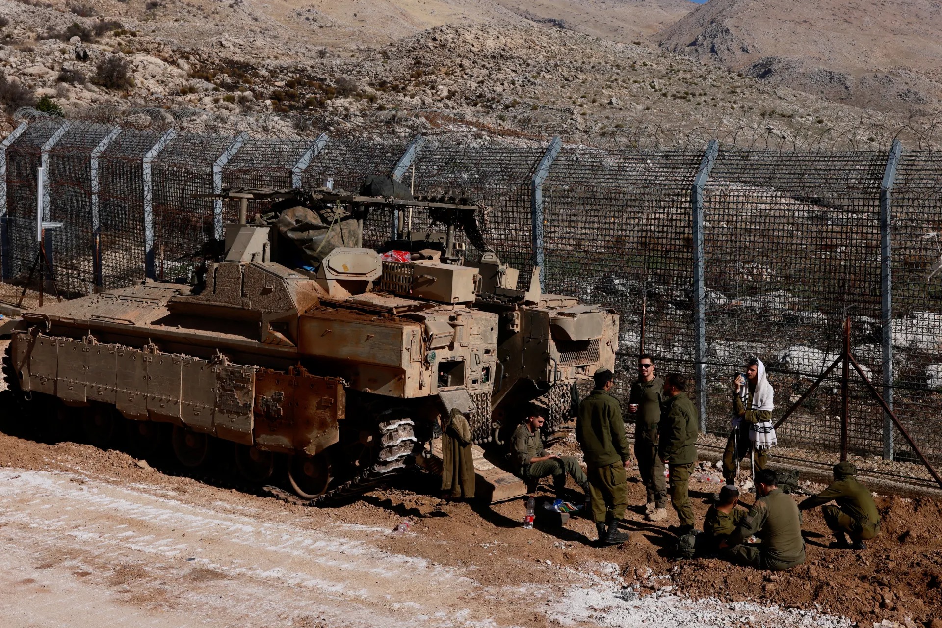 مستوطنون صهاينة يدخلون إلى سورية