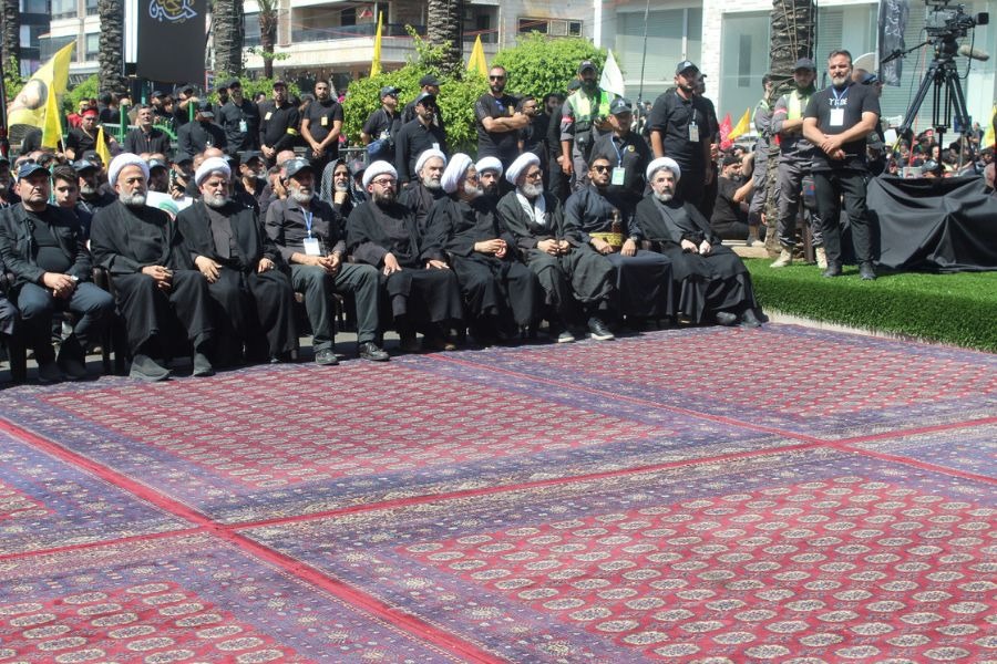  بالصور| حضور رسمي بارز في المسيرة العاشورائية بالضاحية الجنوبية لبيروت