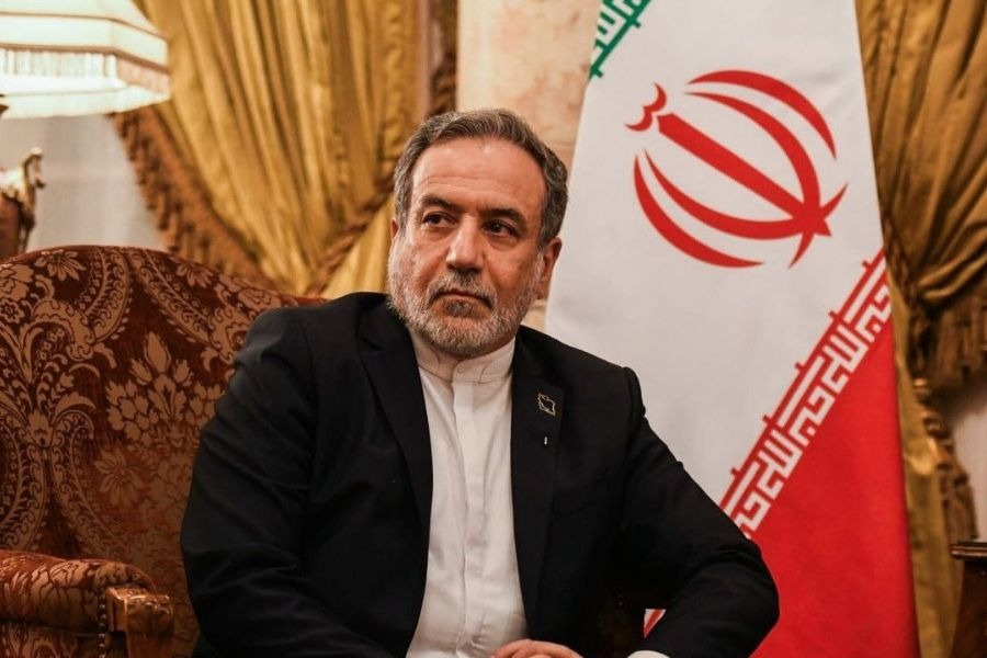 عراقجي: تبادل الرسائل بين إيران وأميركا بوساطة.. وليس مفاوضات