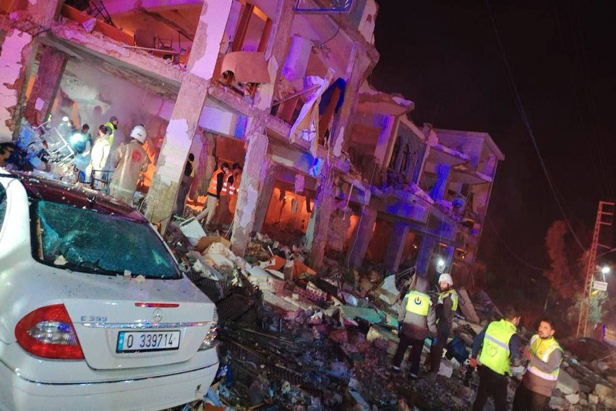 استهداف ممنهج للطواقم الصحية.. 