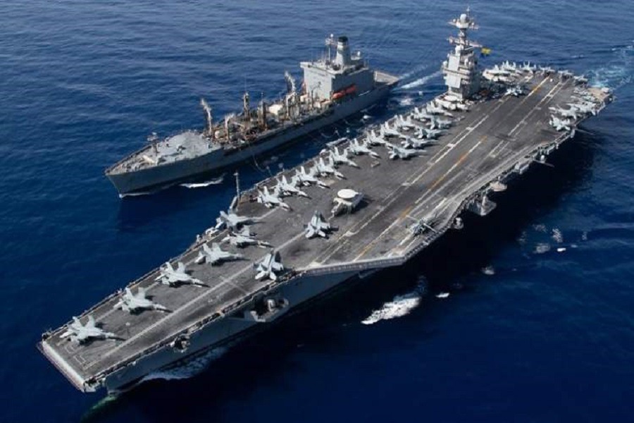 الجيش الإيراني: إبعاد حاملة الطائرات الأميركية 