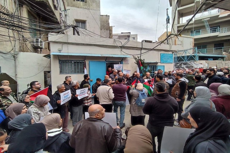 بالصور| اعتصام حاشد في مخيم 