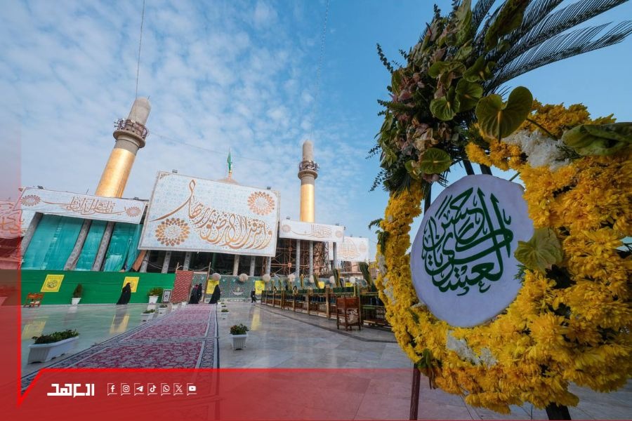 بالصور | ضريح الإمامين العسكريين (ع) في سامراء تزينه الزهور ابتهاجًا بذكرى ولادة الإم