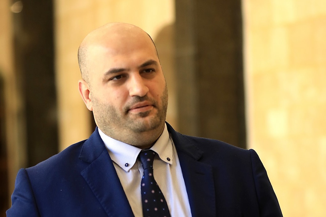 ناصر الدين ردًا على رجي: التضامن الوزاري يفرض الوقوف مع اللبنانيين