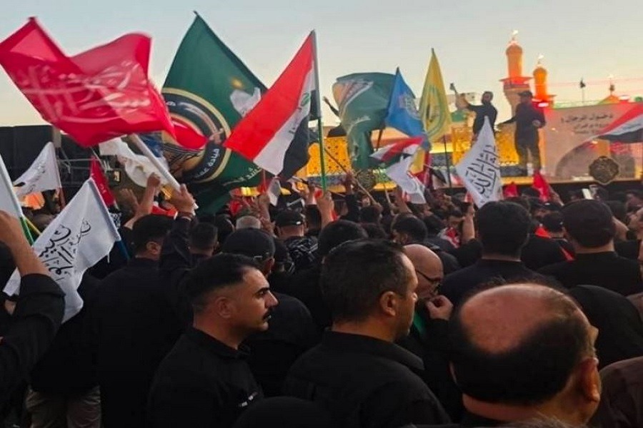 بالصور | تشييع رمزي حاشد تكريمًا للشهيد الإمام السيد علي الخامنئي في مدينة الكاظمية العراقية
