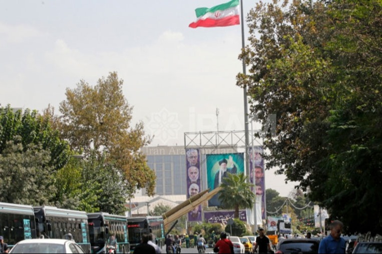 إيران على مفترق طرق