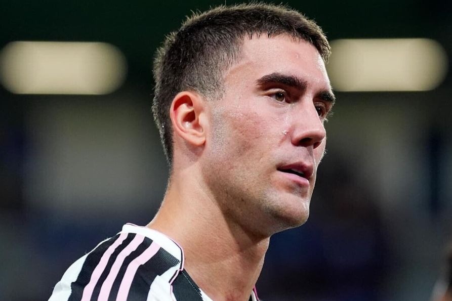 برشلونة يتحرّك للتعاقد مع فلاهوفيتش في الصيف