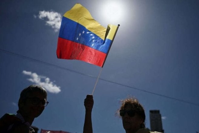 أُطر فلسطينية شعبية تُدين العدوان الأميركي على فنزويلا: سابقة خطيرة 