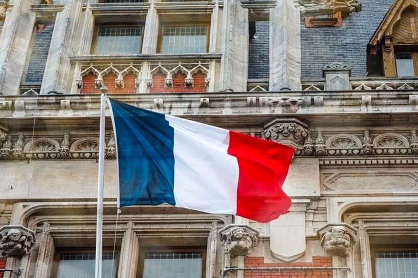 القضاء الفرنسي يلاحق 