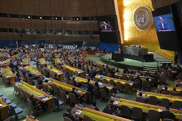 الأمم المتحدة: اعتمدنا قرارًا يلزم 