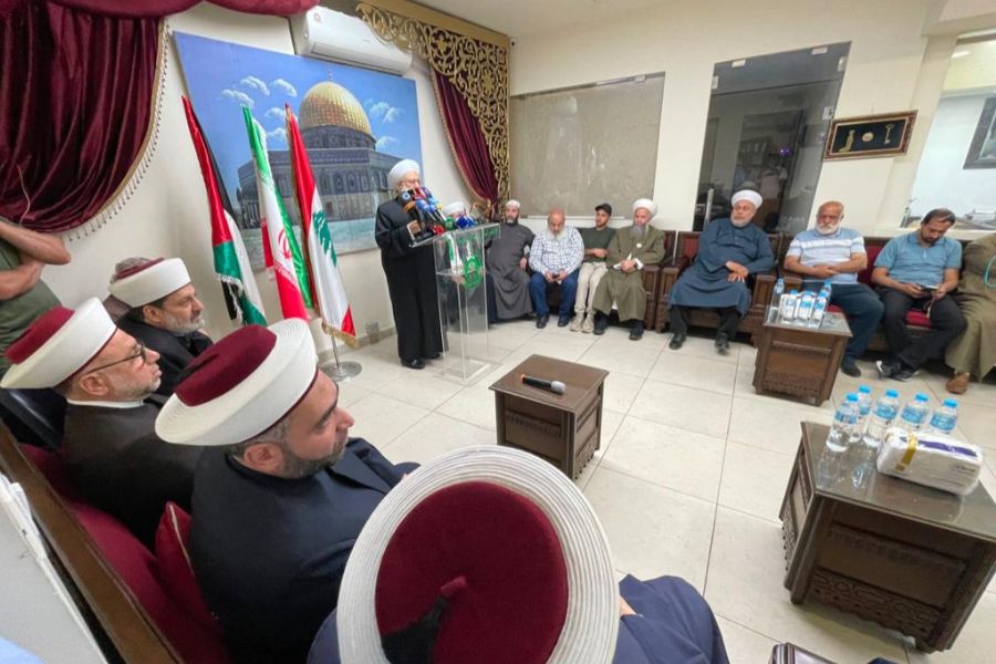 اجتماع شخصيات دينية وحزبية في صيدا تضامنًا مع إيران