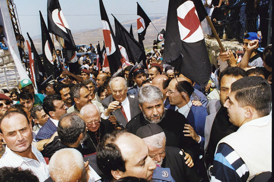 الجنوبُ يتحرّر والمقاومة تبني الوطن.. كيف تحقّق الانتصار التاريخي في أيار 2000؟  