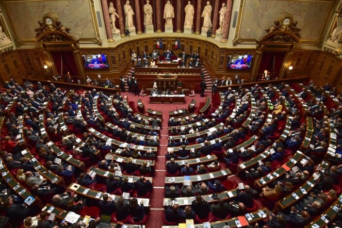 بأغلبية 52 صوتًا.. مجلس الشيوخ الأميركي يقيد صلاحيات ترامب العسكرية في فنزويلا