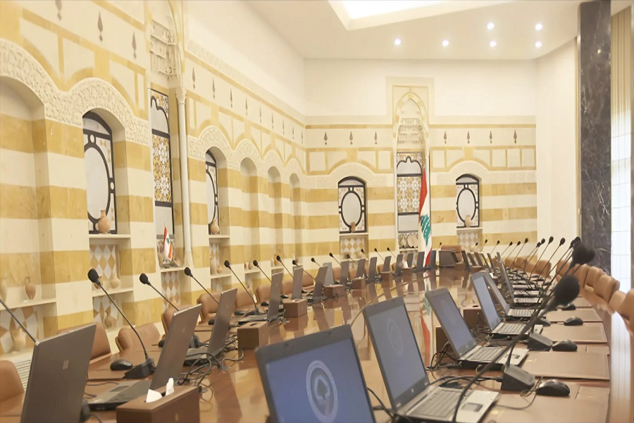 انسحاب الوزراء الشيعة من جلسة الحكومة قبل عرض