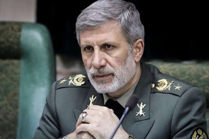 الجيش الإيراني: يدنا على الزناد ومستعدون لمواجهة أي عدوان