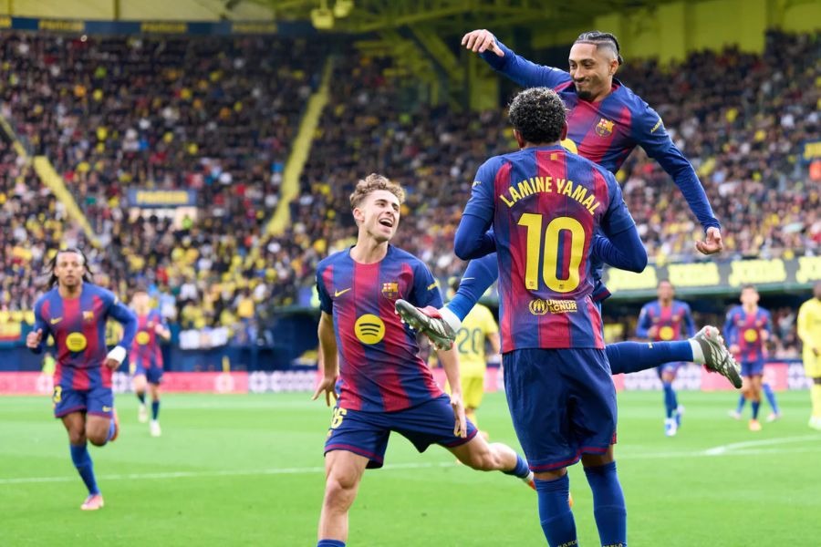 برشلونة يُثبت أفضليته على ريال مدريد في الليغا خلال عام 2025