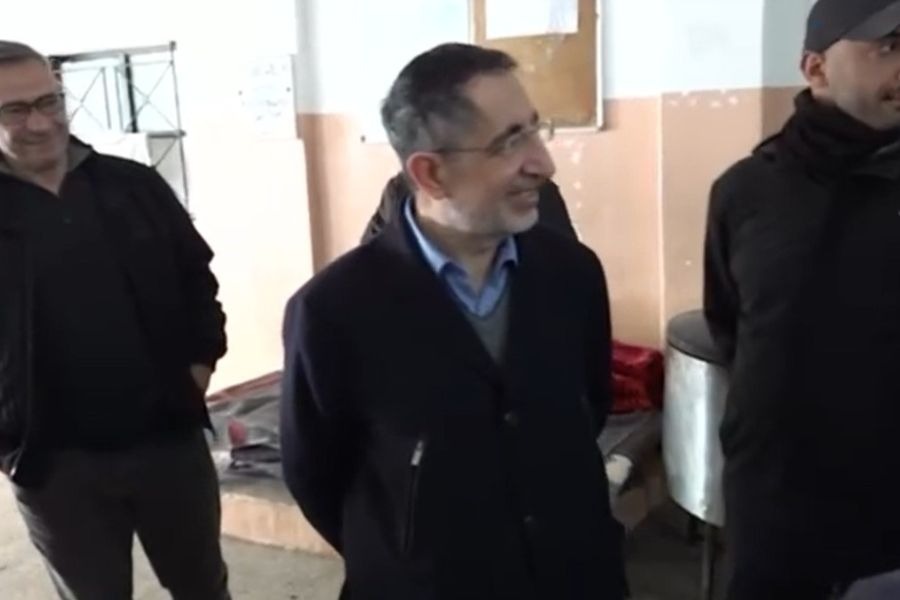 جولة للحاج حسن على عدد من المدارس وسط العاصمة بيروت 