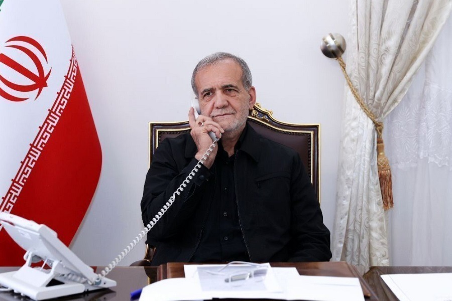 بزشكيان: تهديد مضيق هرمز ستكون له تداعيات واسعة النطاق على العالم
