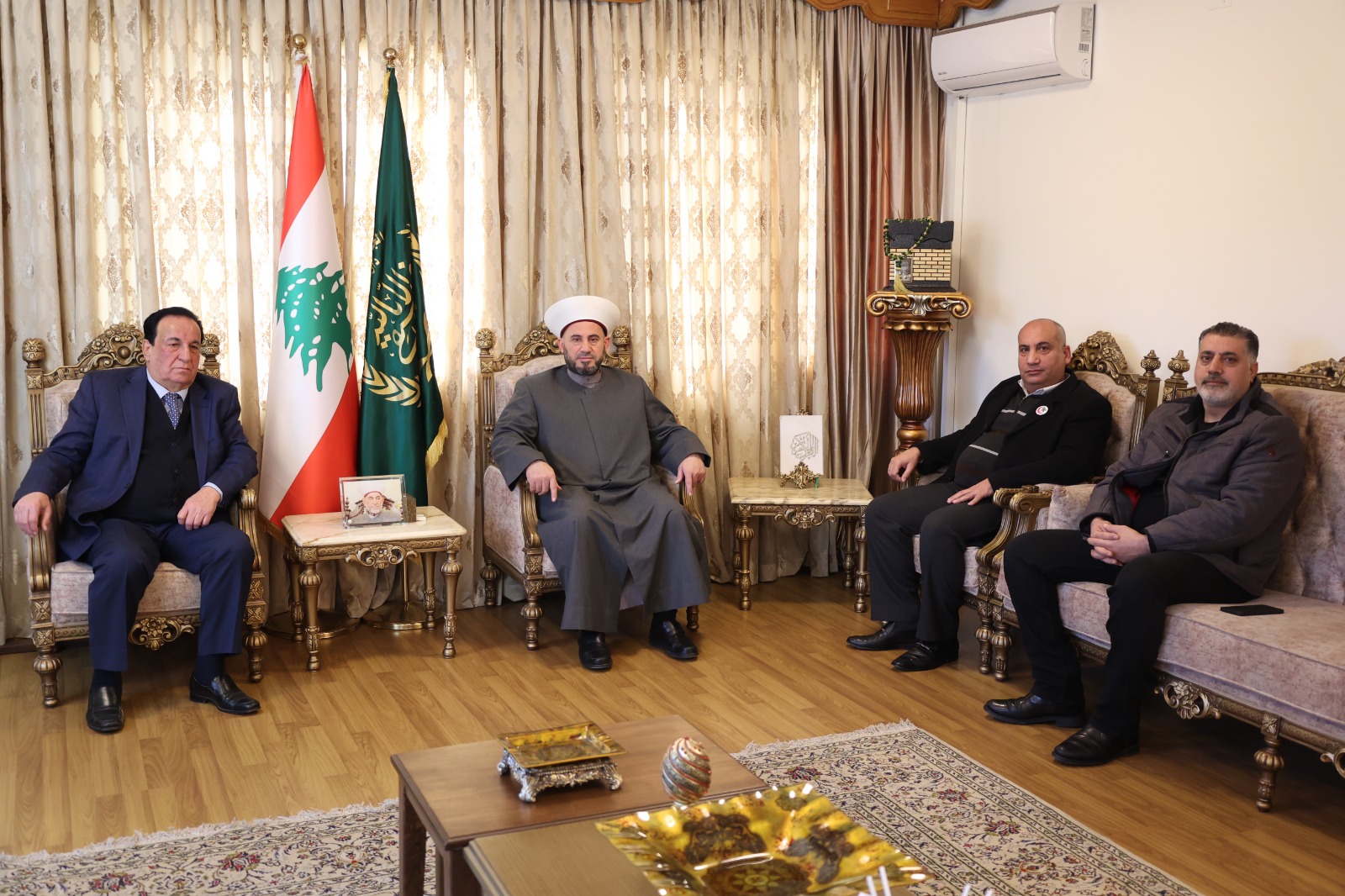 لبنان| وفد المرابطون يزور مفتي زحلة والبقاع مهنئًا بحلول شهر رمضان