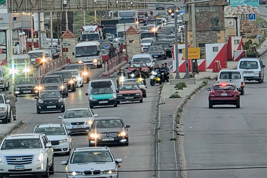  بالصورة: الطريق العامة من بيروت باتجاه صيدا والجنوب عند حاجز الجيش اللبناني- جسر الأولي صباح اليوم مع سريان وقف إطلاق النار