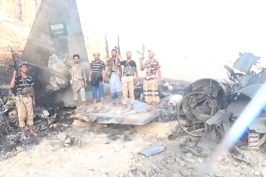بالفيديو| مشاهد من إسقاط القوات اليمنية مقاتلة F-15 سعودية في أجواء مأرب