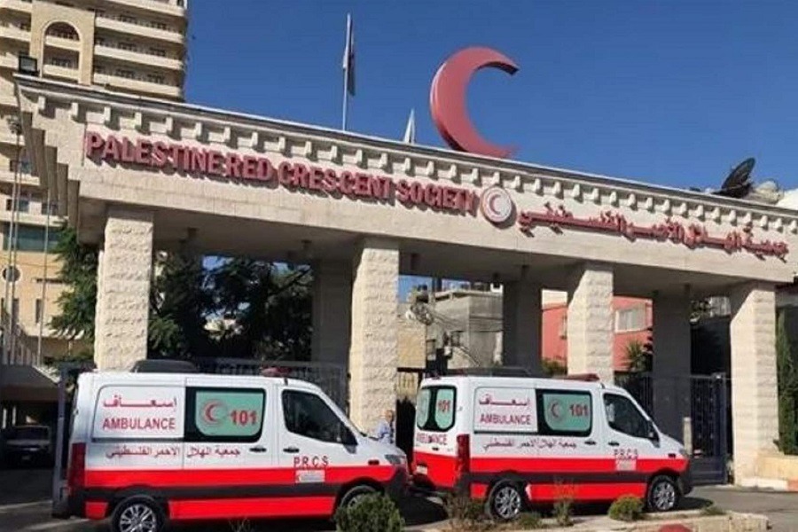 الهلال الأحمر الفلسطيني: استهداف الكوادر الإسعافية خرق واضح للبنود القانونية الدولية