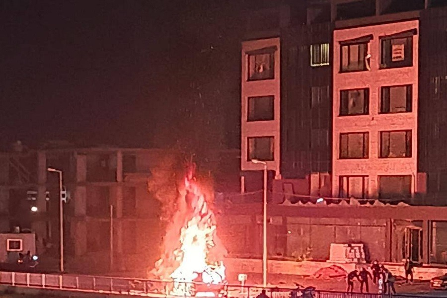 شهداء وجرحى بعدوان صهيوني استهدف سيارتين على طريق المطار والشويفات  