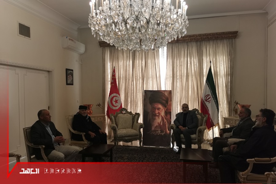 السفارة الإيرانية بتونس تفتح التعازي باستشهاد الإمام الخامنئي