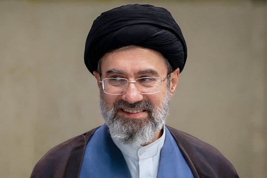 السيد مجتبى الخامنئي: من إنجازات الدفاع المقدس الثالث ارتقاء إيران لمستوى قوة عظمى