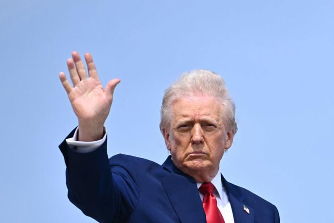 ترامب يوقّع على نهاية أطول إغلاق حكومي في تاريخ الولايات المتحدة 