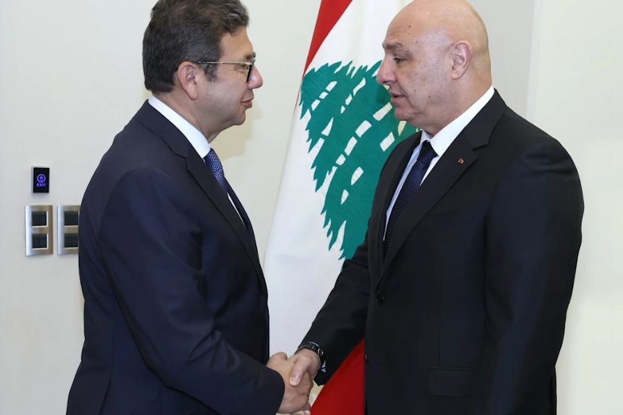 مسؤول مصري: مبادرتنا مستمرّة ونتفهّم موقف حزب الله